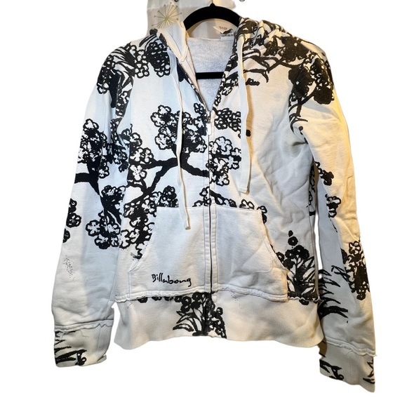 Billabong Tops - Billabong Hoodie White and Black Size M